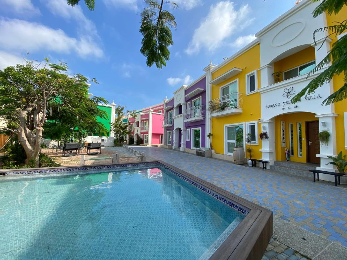 Burano Yellow Villa Hengchun Exterior photo