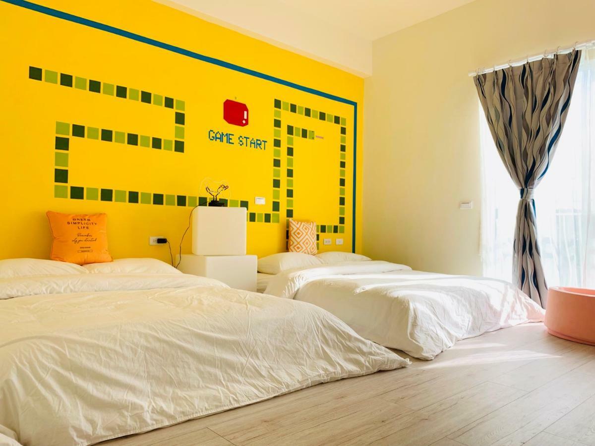 Burano Yellow Villa Hengchun Exterior photo